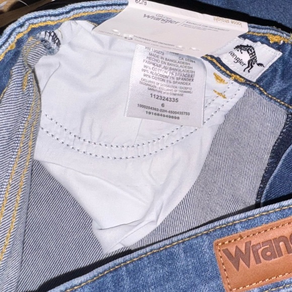 WRANGLER HIGH RISE LOOSE STRAIGHT CROPPED JEANS DENIM PANTS DISTRESSED WIDE NWT - Picture 5 of 8